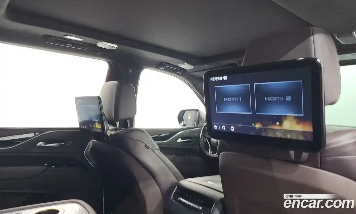Cadillac Escalade 2023 6.2 гидро, фото 37