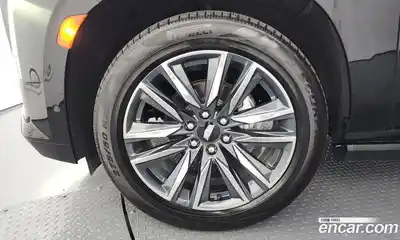 Cadillac Escalade 2023 6.2 гидро, миниатюра 5