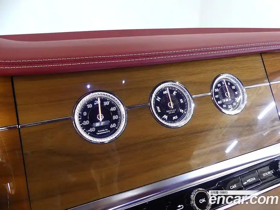 Bentley Continental 2020 4.0 гидро, фото 14