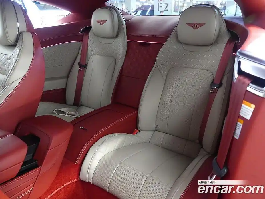 Bentley Continental 2020 4.0 гидро, фото 18