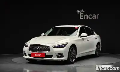 Infiniti Q50