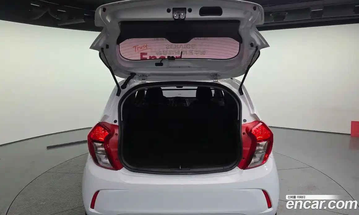 Chevrolet Spark 2018 1.0 автомат (гидро), фото 20