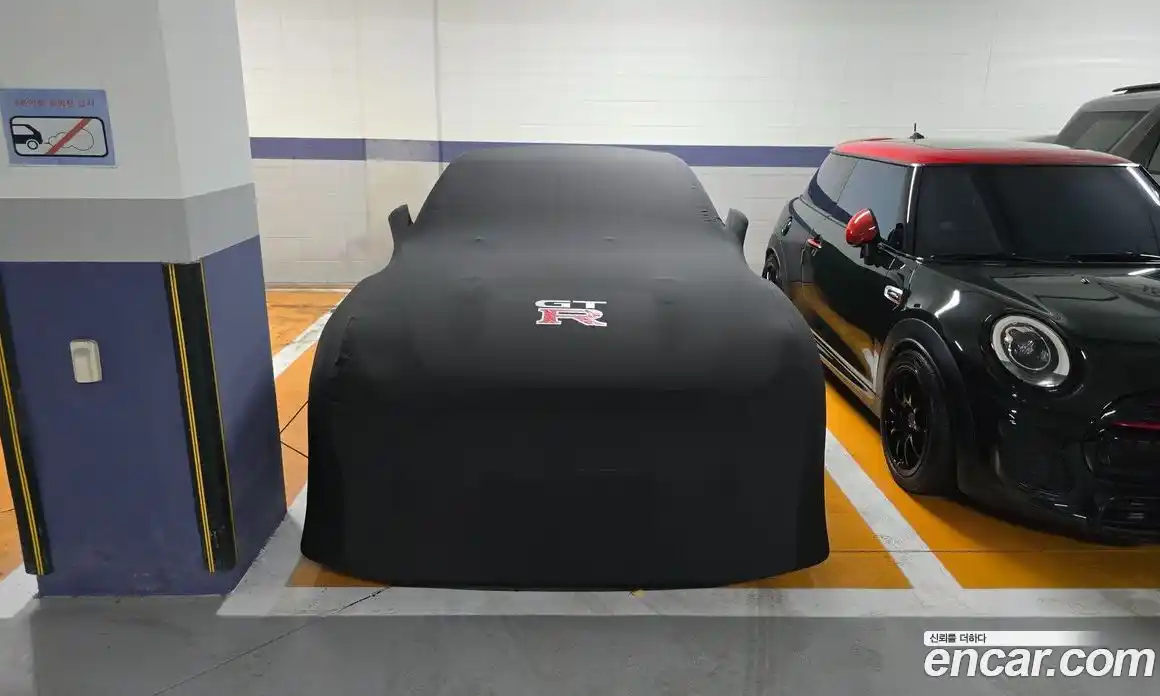 Nissan GT-R 2013 3.8 гидро, фото 17