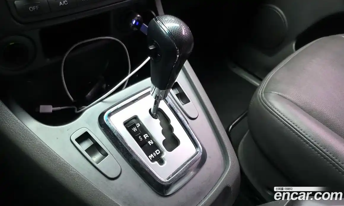 SsangYong Korando 2015 2.0 автомат (гидро), фото 9