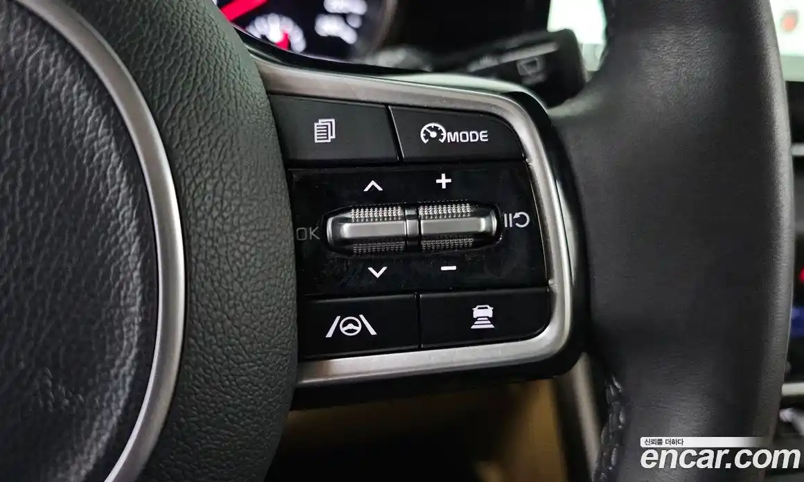 Kia Carnival 2022 2.2 автомат (гидро), фото 19