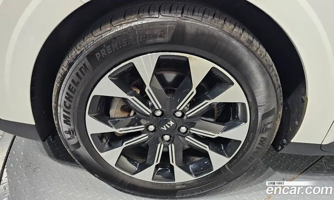 Kia Carnival 2021 3.5 автомат (гидро), фото 5