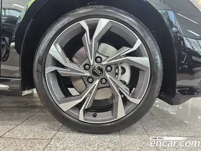 Audi A3 2025 2.0 автомат (гидро), миниатюра 5
