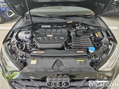 Audi A3 2025 2.0 автомат (гидро), миниатюра 6