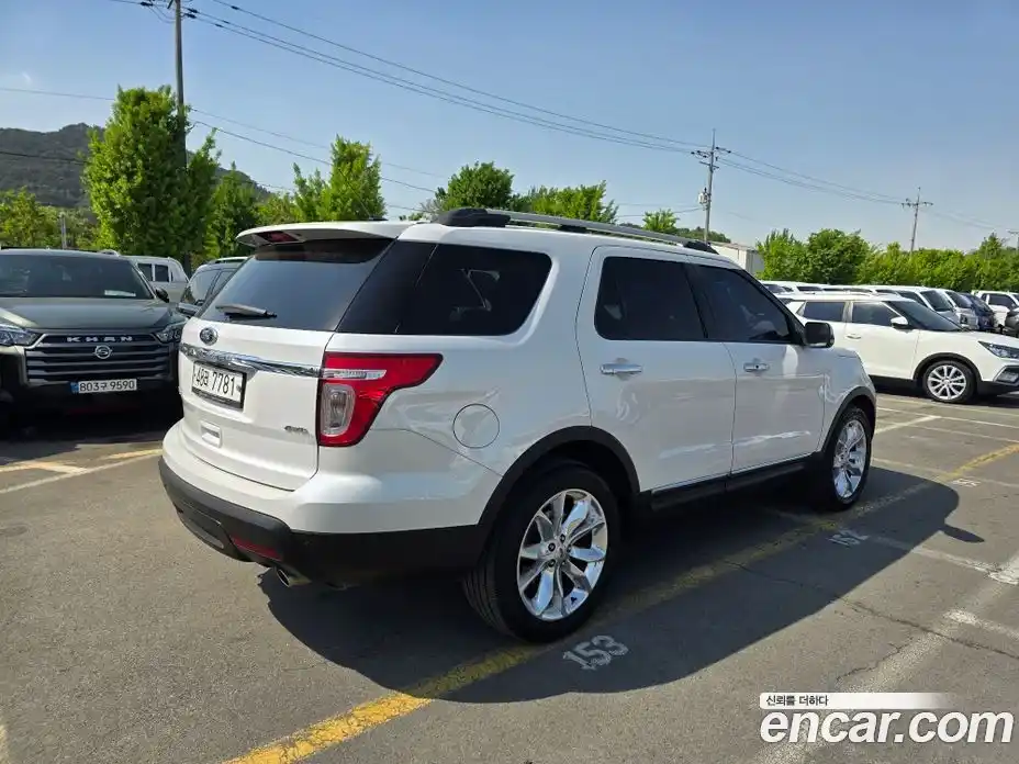 Ford Explorer 2015 3.5 автомат (гидро), фото 3