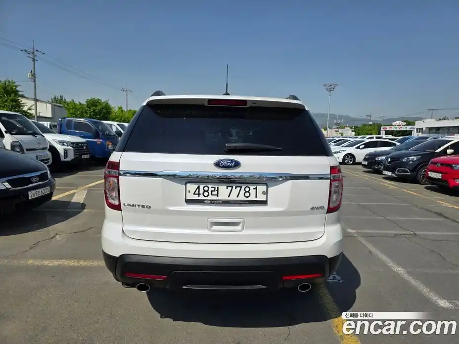 Ford Explorer 2015 3.5 автомат (гидро), фото 4