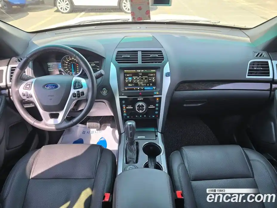 Ford Explorer 2015 3.5 автомат (гидро), фото 7