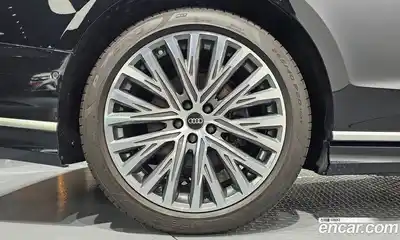 Audi A8 2023 3.0 автомат (гидро), миниатюра 5