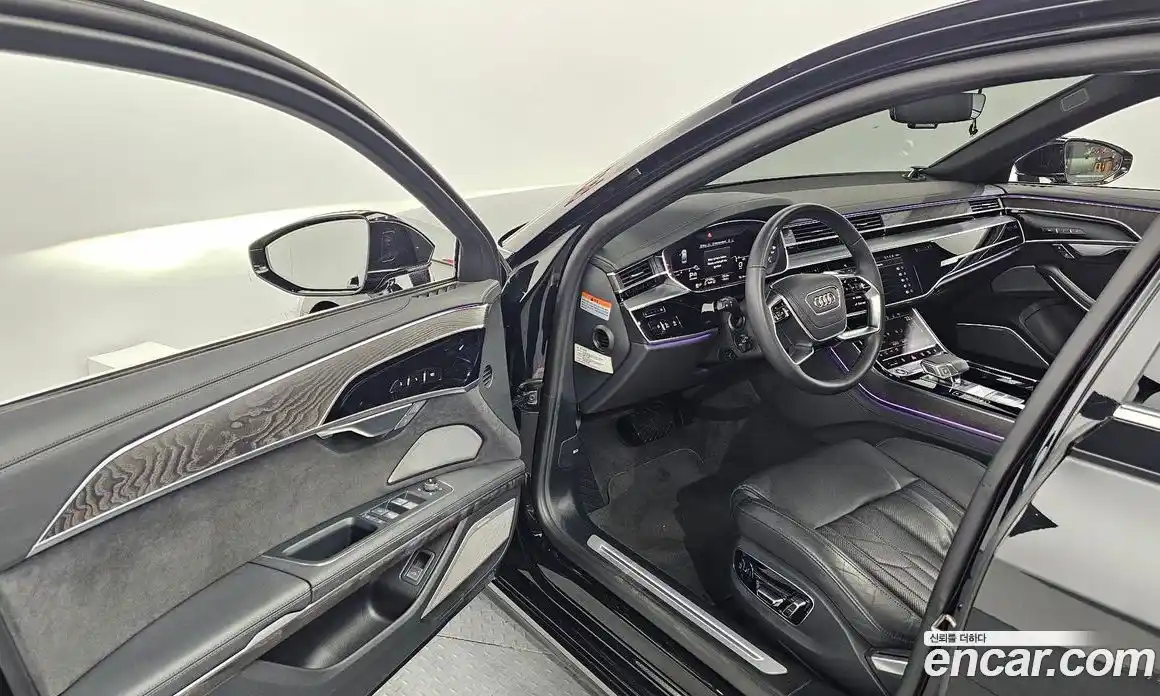 Audi A8 2023 3.0 автомат (гидро), фото 10