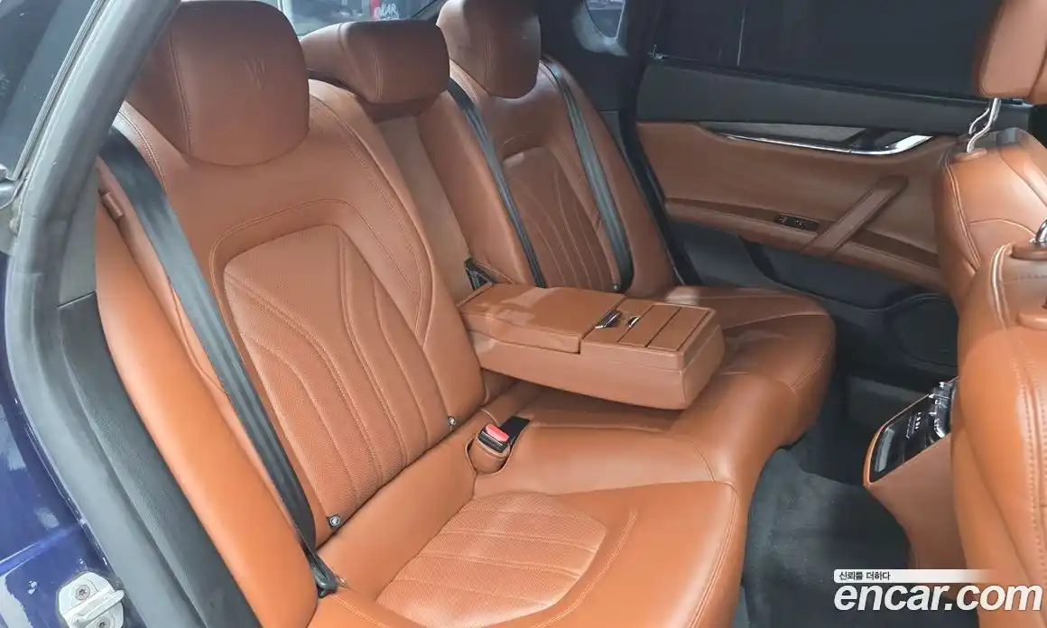 Maserati Quattroporte 2017 3.0 гидро, фото 12