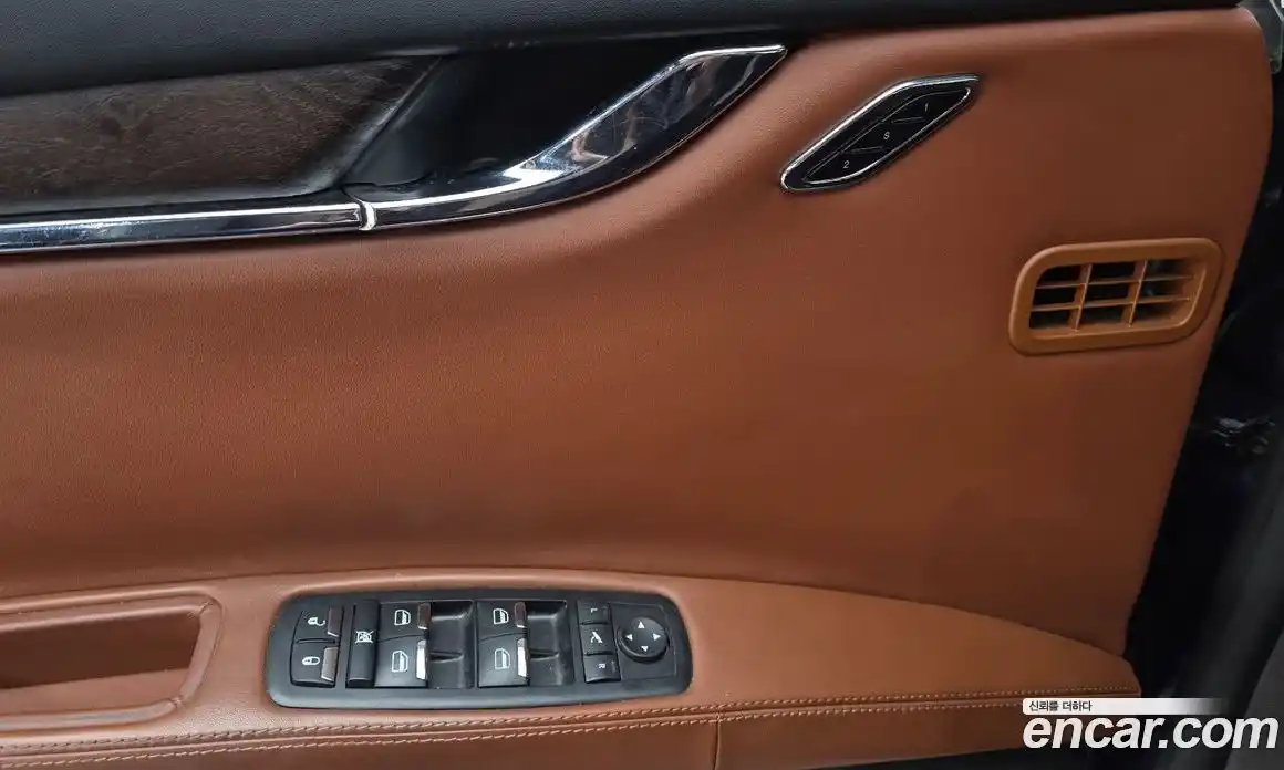 Maserati Quattroporte 2017 3.0 гидро, фото 16