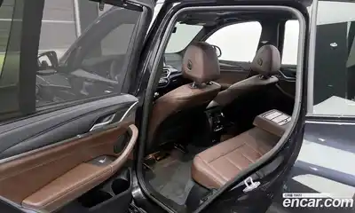 BMW X3 2022 2.0 автомат (гидро), миниатюра 11