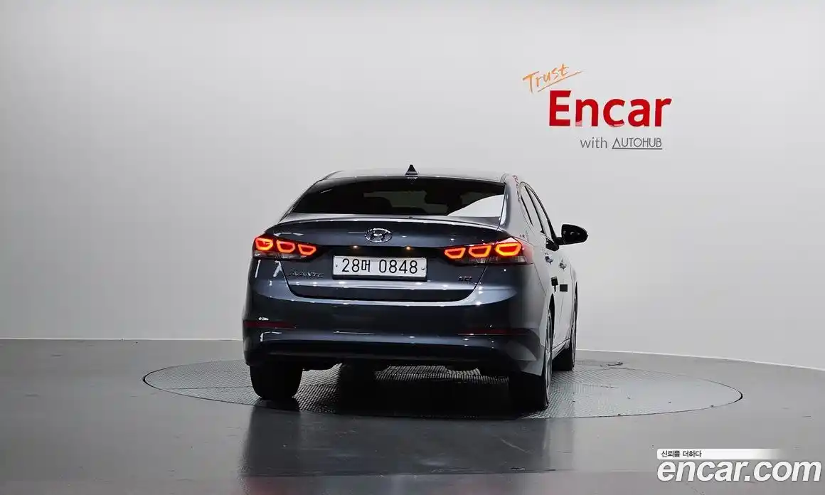 Hyundai Avante 2016 1.6 автомат (гидро), фото 4