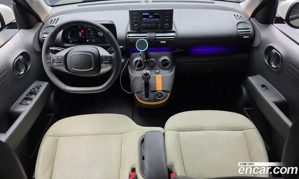 Hyundai Casper 2022 1.0 автомат (гидро), фото 7