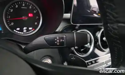 Mercedes-Benz C-Class 2019 2.0 автомат (гидро), миниатюра 12