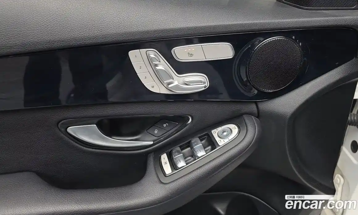 Mercedes-Benz C-Class 2019 2.0 автомат (гидро), фото 25