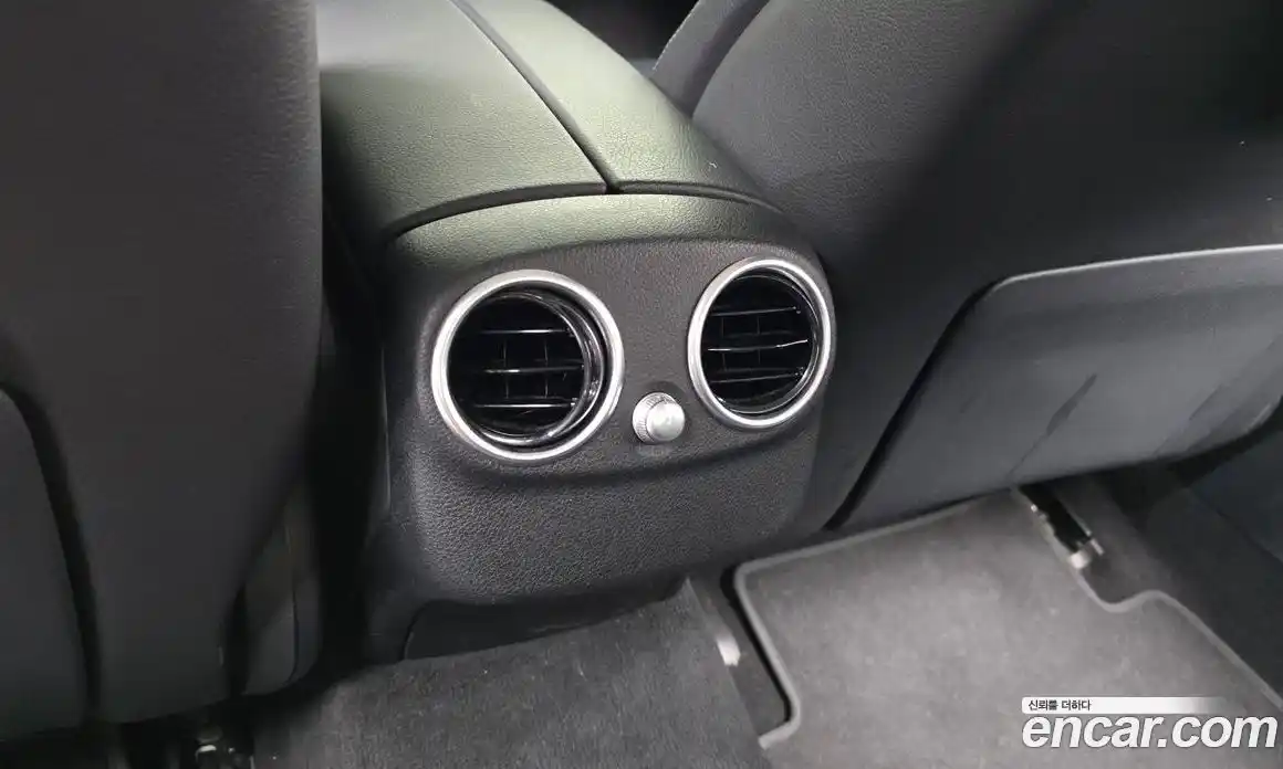 Mercedes-Benz C-Class 2019 2.0 автомат (гидро), фото 28