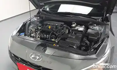 Hyundai Avante 2022 1.6 автомат (гидро), миниатюра 6