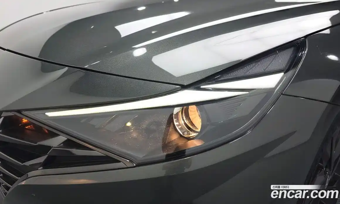 Hyundai Avante 2022 1.6 автомат (гидро), фото 8
