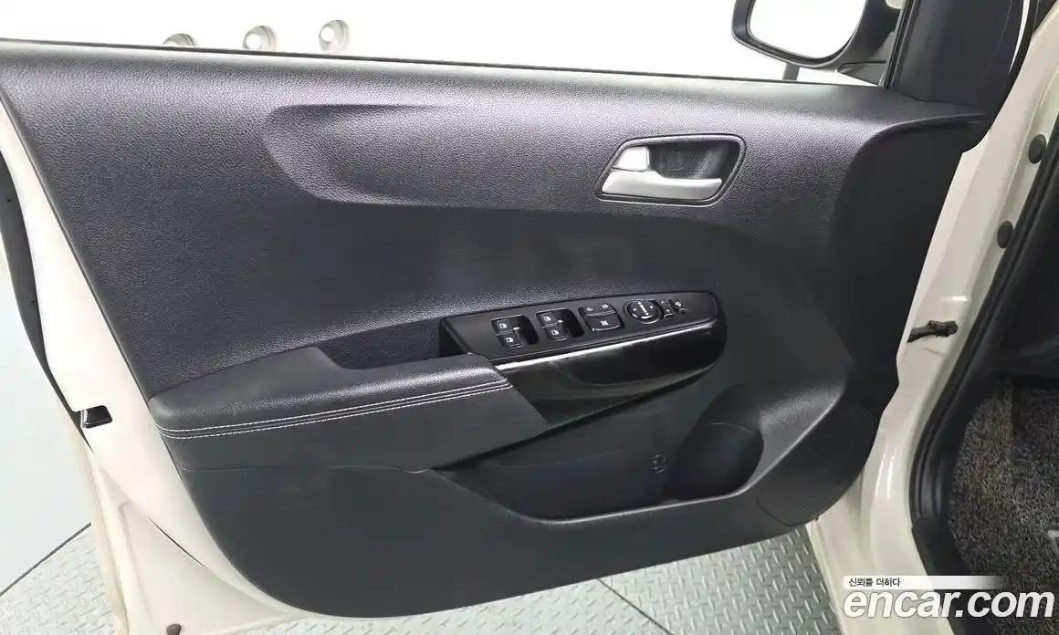Kia Morning 2019 1.0 автомат (гидро), фото 13