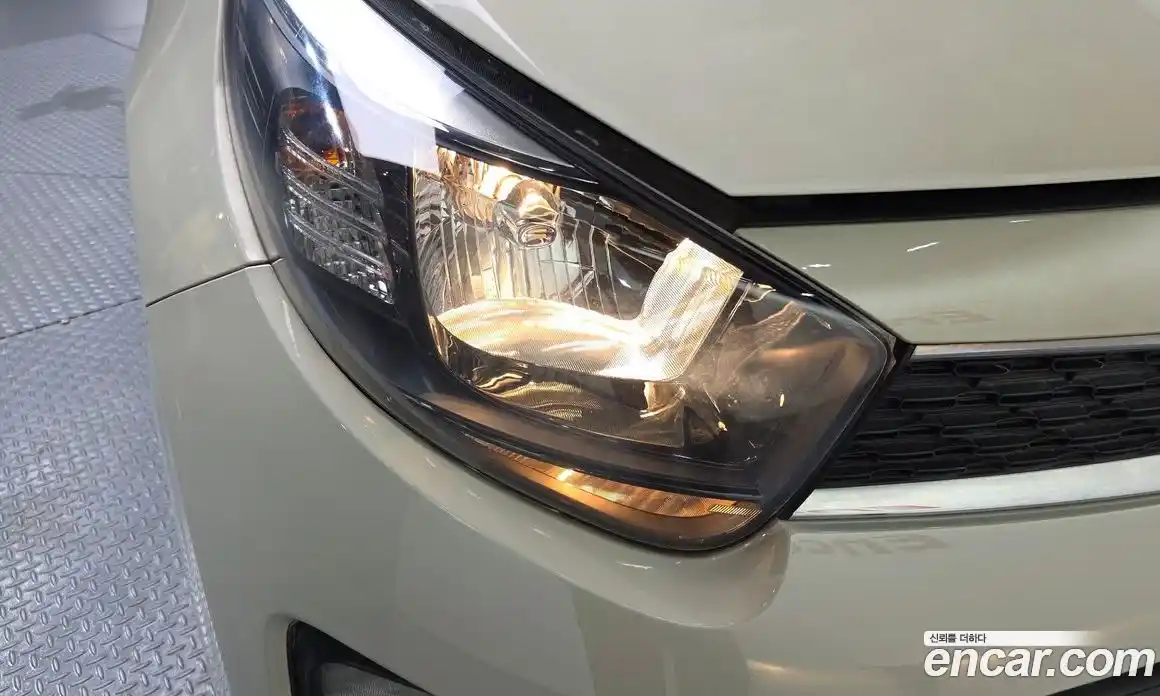Kia Morning 2019 1.0 автомат (гидро), фото 7