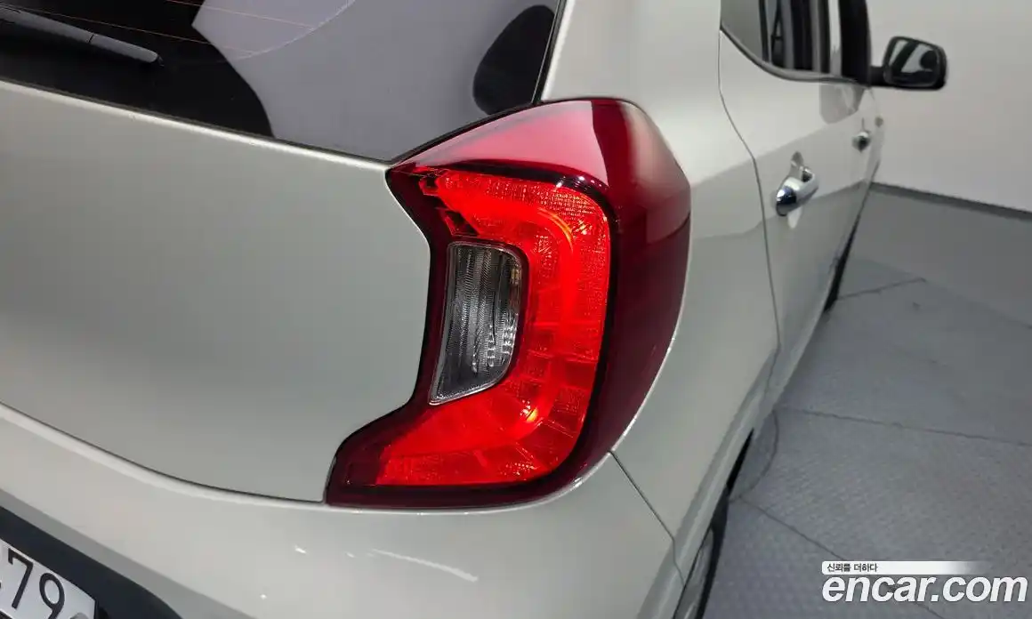 Kia Morning 2019 1.0 автомат (гидро), фото 8