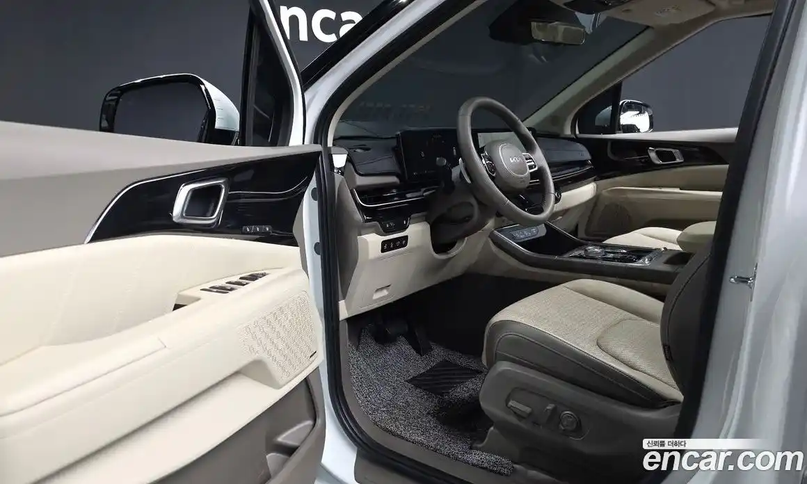 Kia Carnival 2024 1.6 автомат (гидро), фото 13