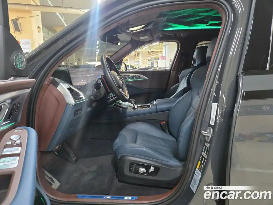 BMW XM 2025 4.4 автомат (гидро), фото 17