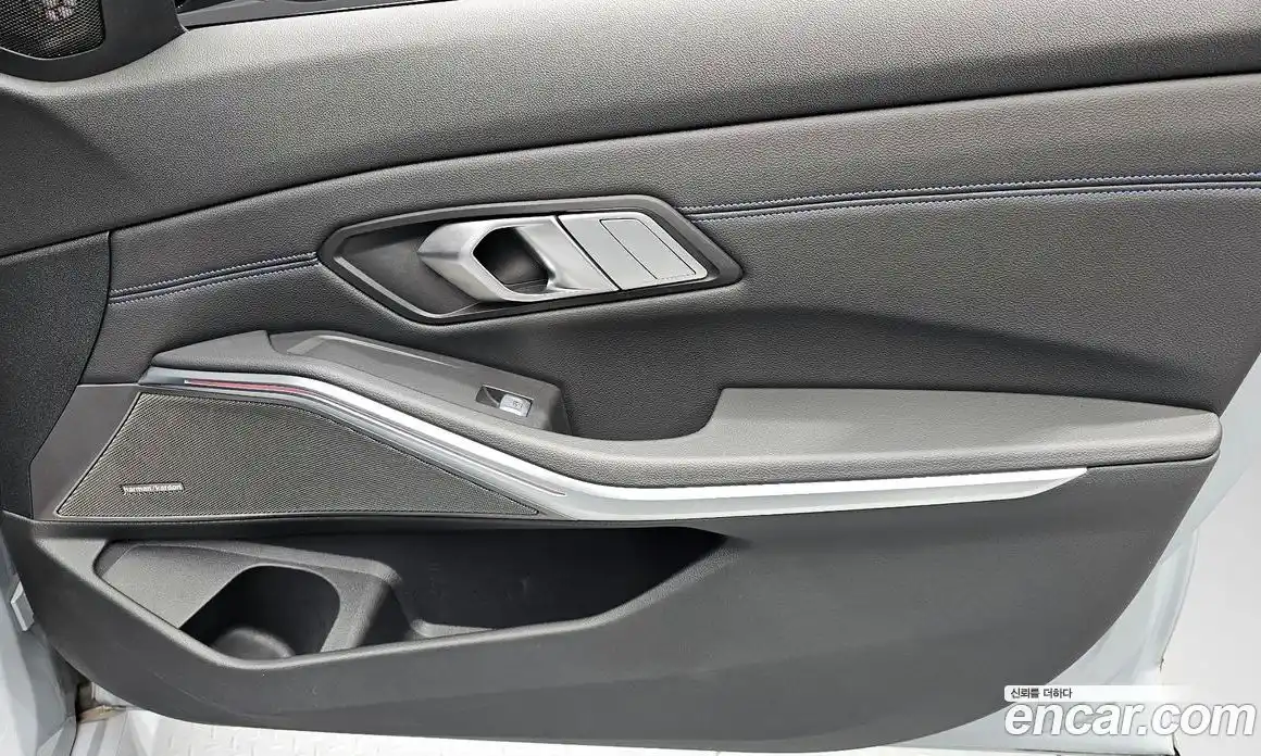 BMW 3 серия 2023 3.0 автомат (гидро), фото 15