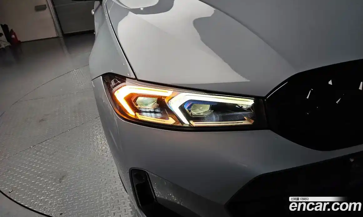 BMW 3 серия 2023 3.0 автомат (гидро), фото 8