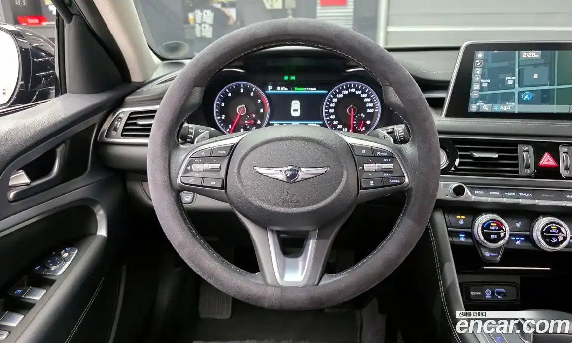 Genesis G70 2020 2.0 автомат (гидро), фото 12