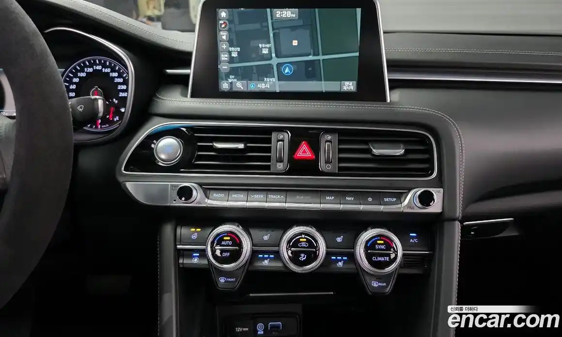 Genesis G70 2020 2.0 автомат (гидро), фото 18