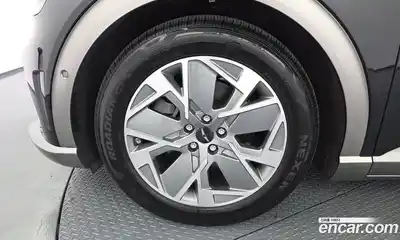 Genesis GV60 2022 0.1 автомат (гидро), миниатюра 5