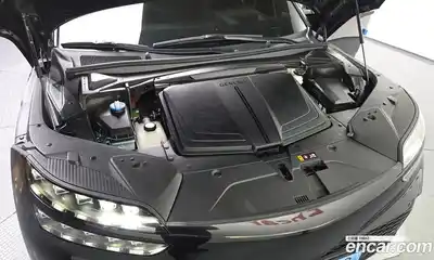 Genesis GV60 2022 0.1 автомат (гидро), миниатюра 6