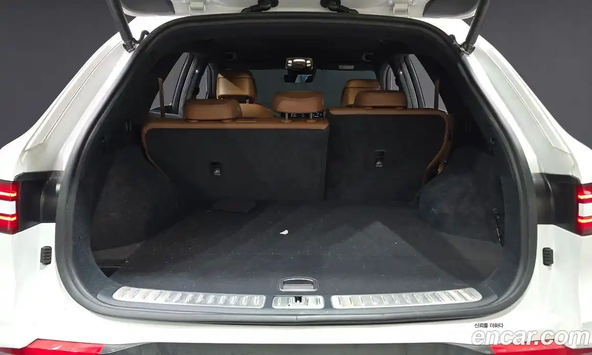 Genesis GV70 2023 2.5 автомат (гидро), фото 20
