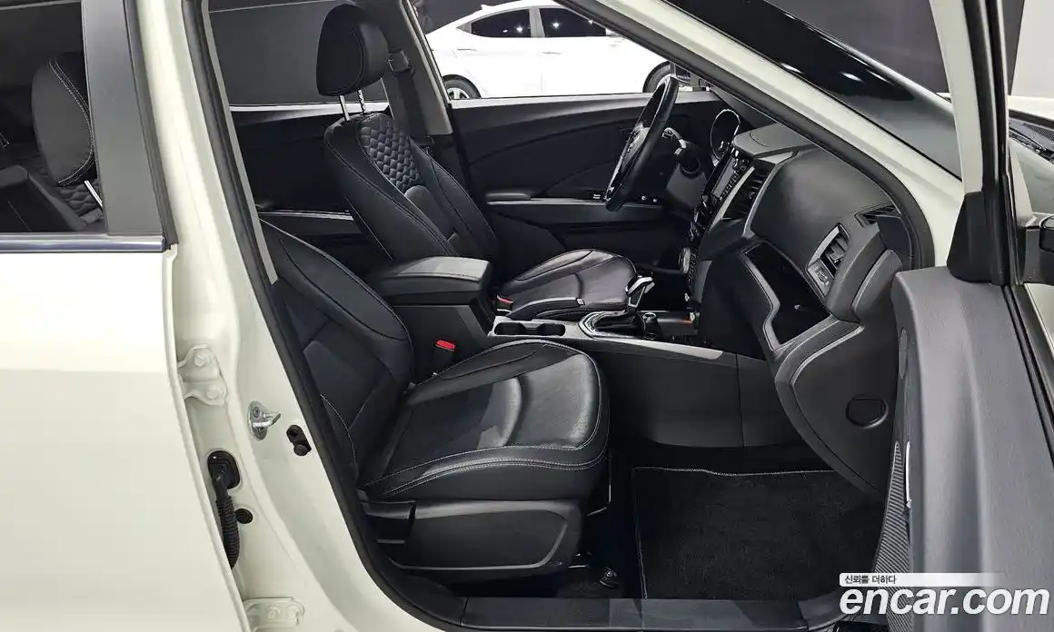 SsangYong TIBOLI 2018 1.6 автомат (гидро), фото 16