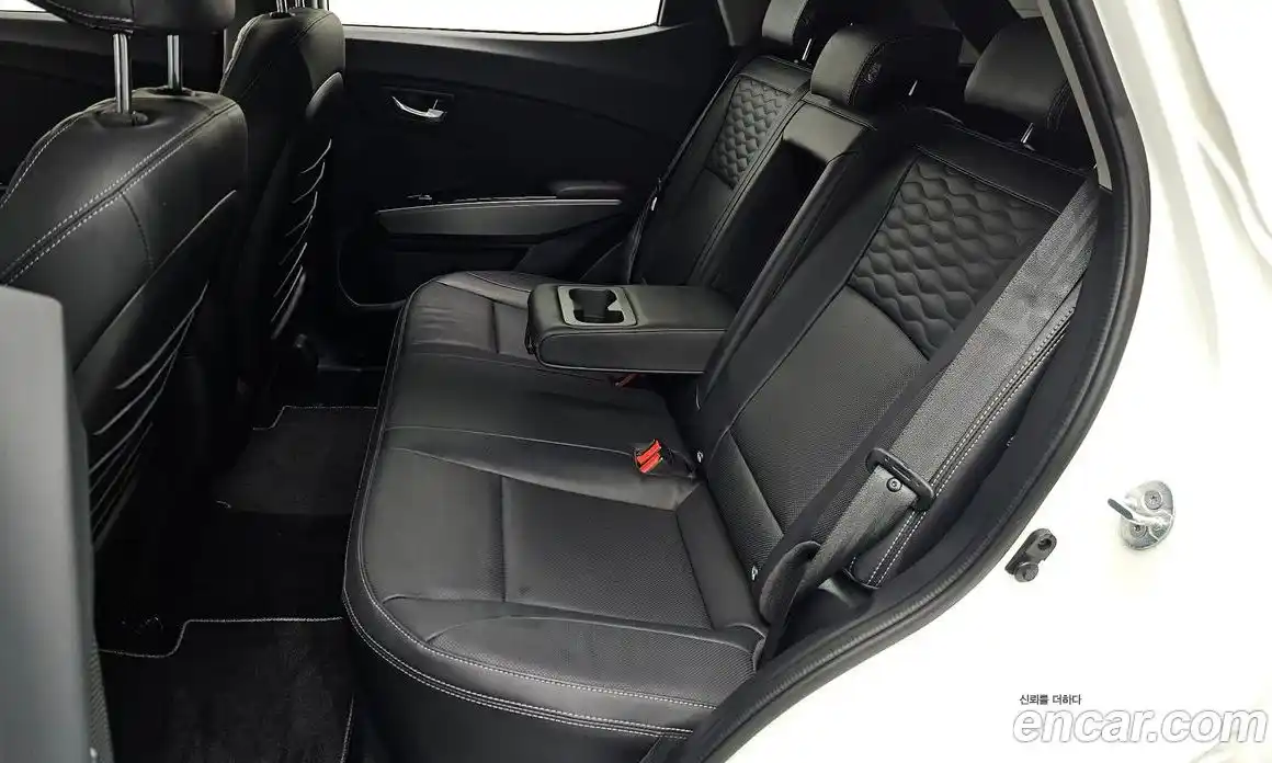 SsangYong TIBOLI 2018 1.6 автомат (гидро), фото 17