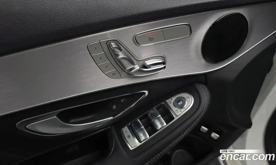 Mercedes-Benz C-Class 2018 2.0 автомат (гидро), фото 20 Mercedes-Benz C-Class 2018 2.0 автомат (гидро), фото 20