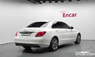 Mercedes-Benz C-Class 2018 2.0 автомат (гидро), миниатюра 2 Mercedes-Benz C-Class 2018 2.0 автомат (гидро), миниатюра 2