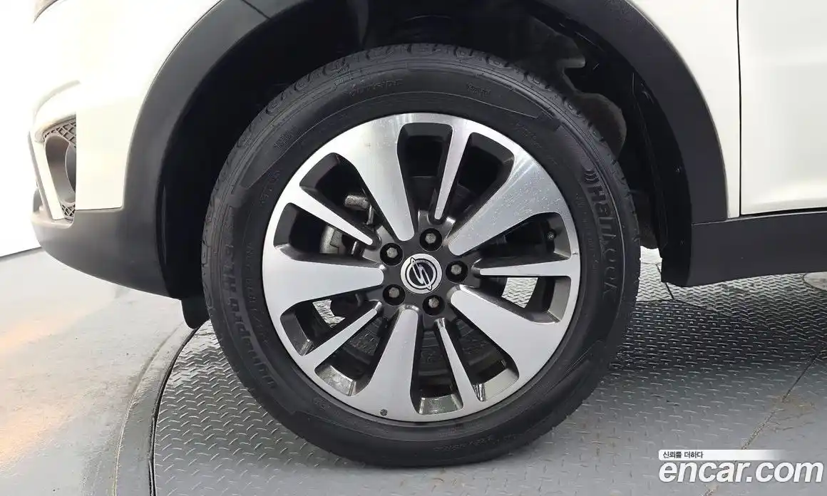 SsangYong Korando 2014 2.0 автомат (гидро), фото 5