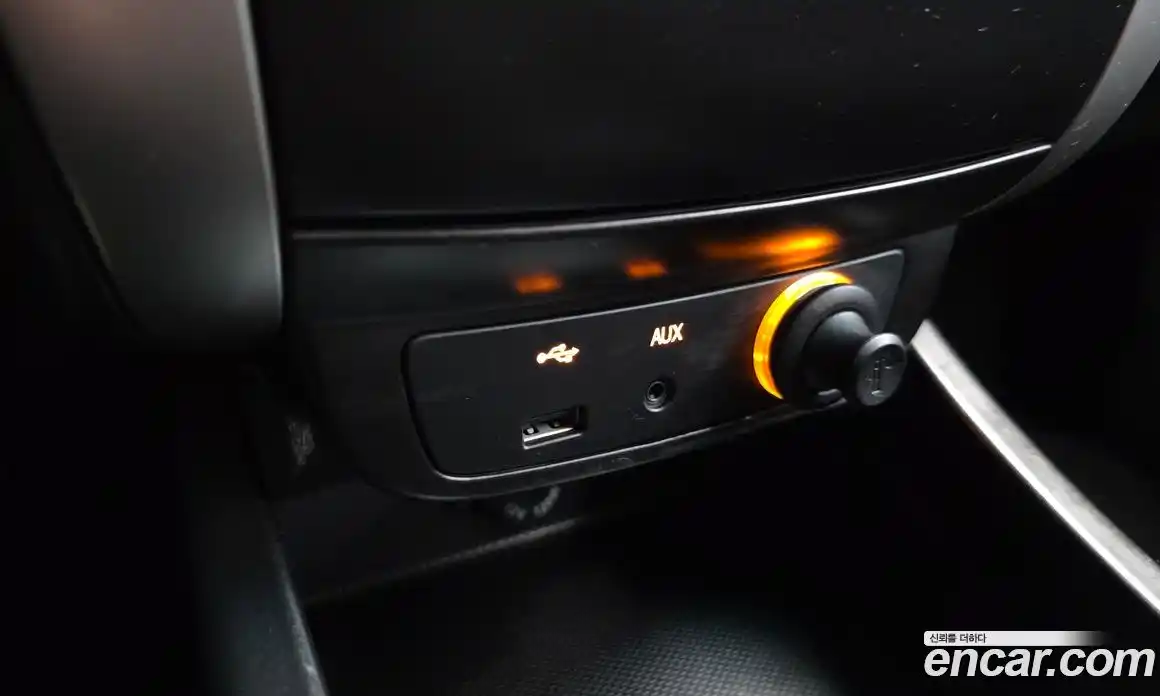 SsangYong Korando 2011 2.0 автомат (гидро), фото 15