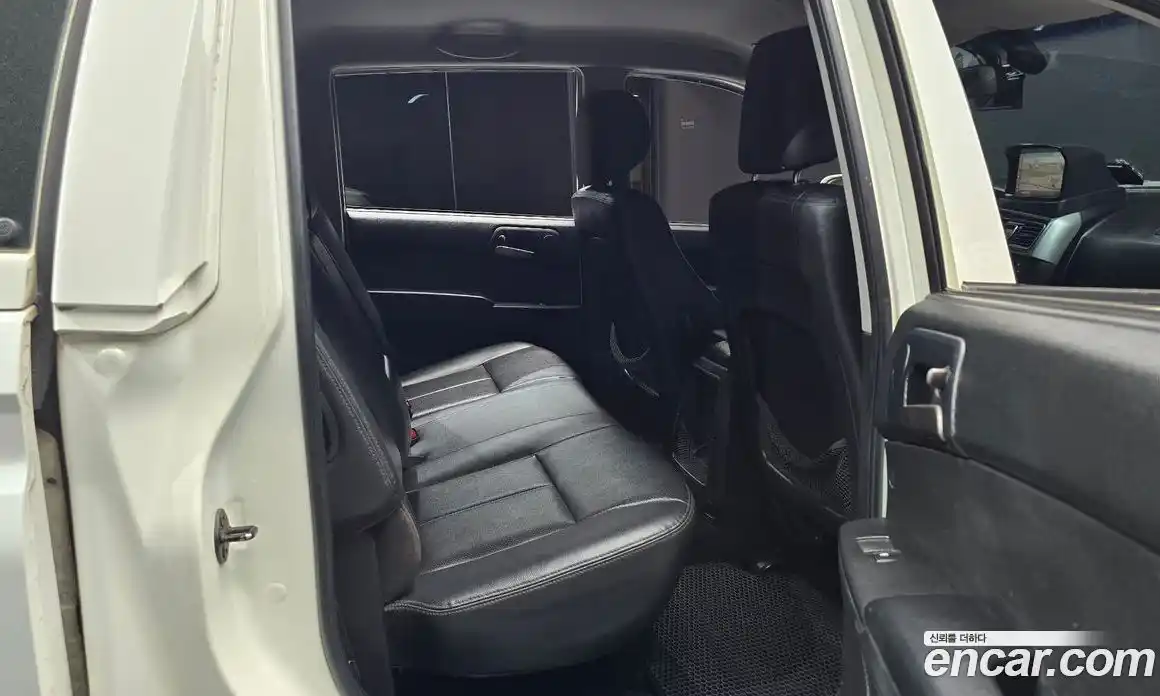 SsangYong Korando 2016 2.0 автомат (гидро), фото 12