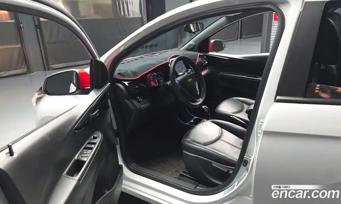 Chevrolet Spark 2016 1.0 автомат (гидро), фото 13