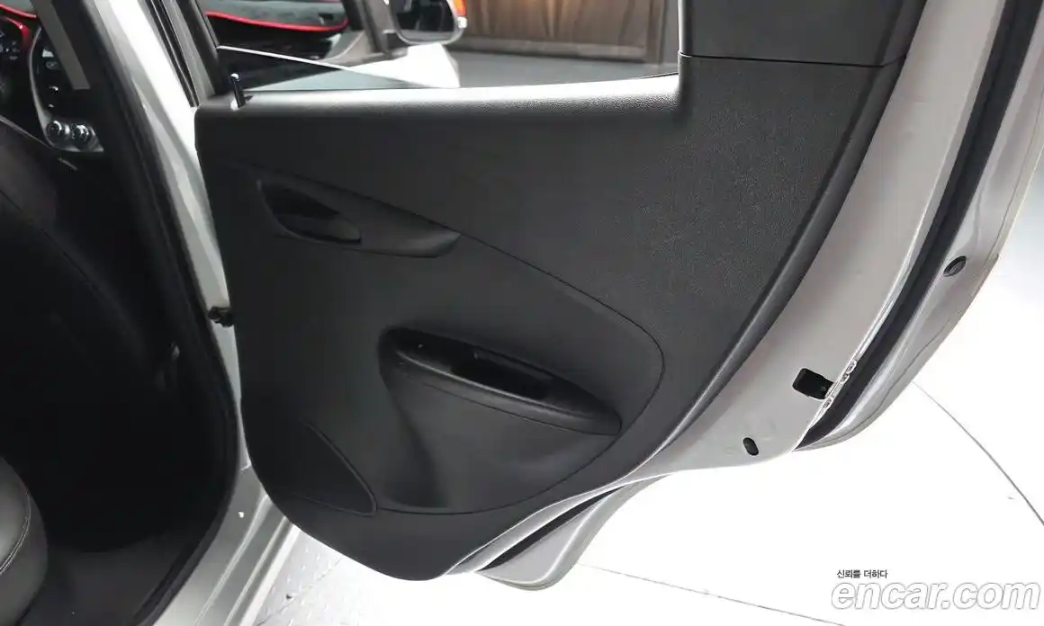 Chevrolet Spark 2016 1.0 автомат (гидро), фото 15