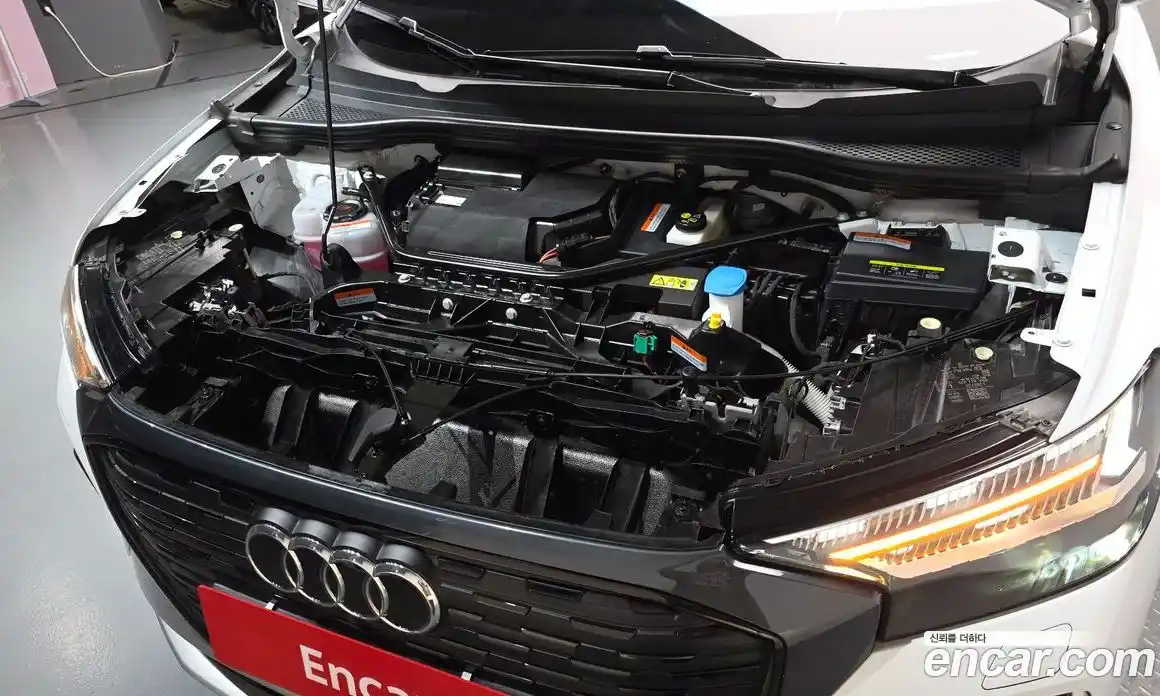 Audi Q4 e-tron 2023 0.2 автомат (гидро), фото 6