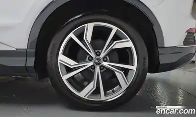 Audi Q4 e-tron 2023 0.2 автомат (гидро), миниатюра 7
